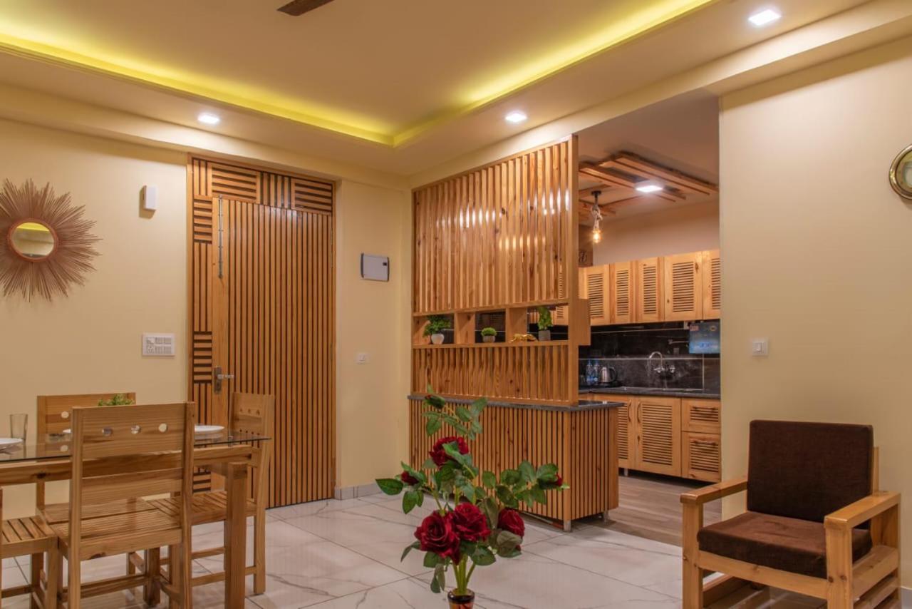 Host Jatin Kasauli Crest 7O1827O7O3アパートメント エクステリア 写真